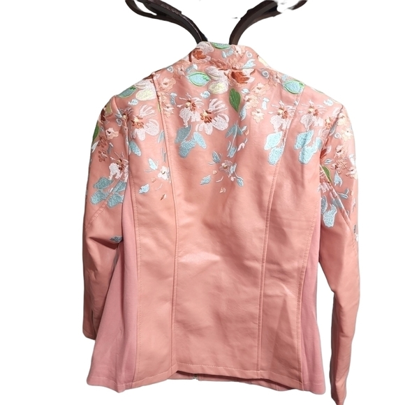 COLLEEN Lopez Womens Embroidered Faux Leather Jacket. Size Medium - Picture 4 of 9